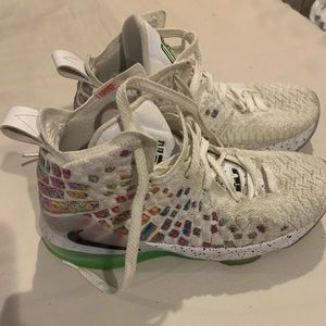 Lebron’s youth 4.5